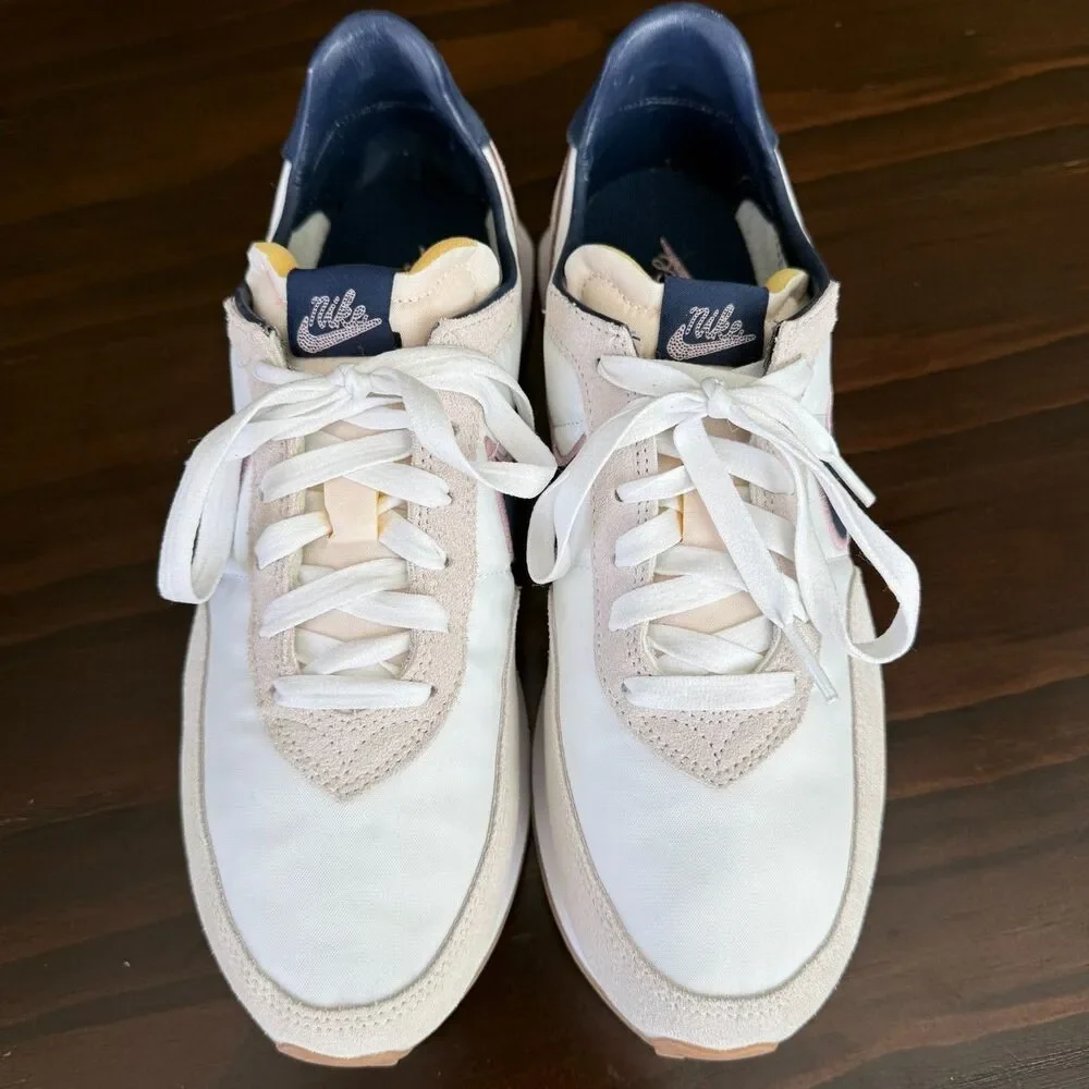 Nike Waffle Trainer 2 SE White/Navy-Pink DJ0345-100 Women's Size 8.5